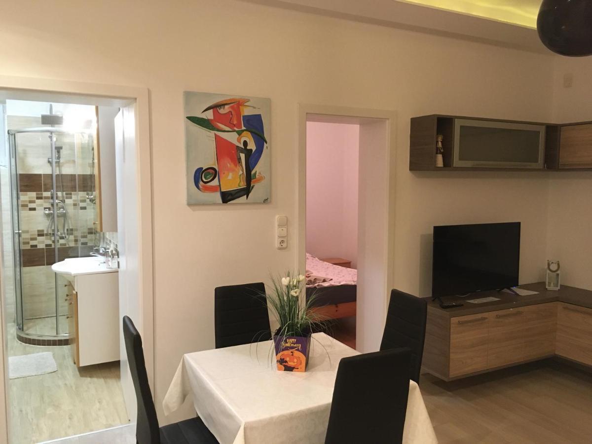Szabo Vendeghaz Zamardi Villa Ngoại thất bức ảnh